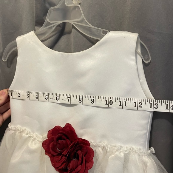 Us ANGELS The Satin and tulle with rose petals Dress size 6 - Picture 2 of 9